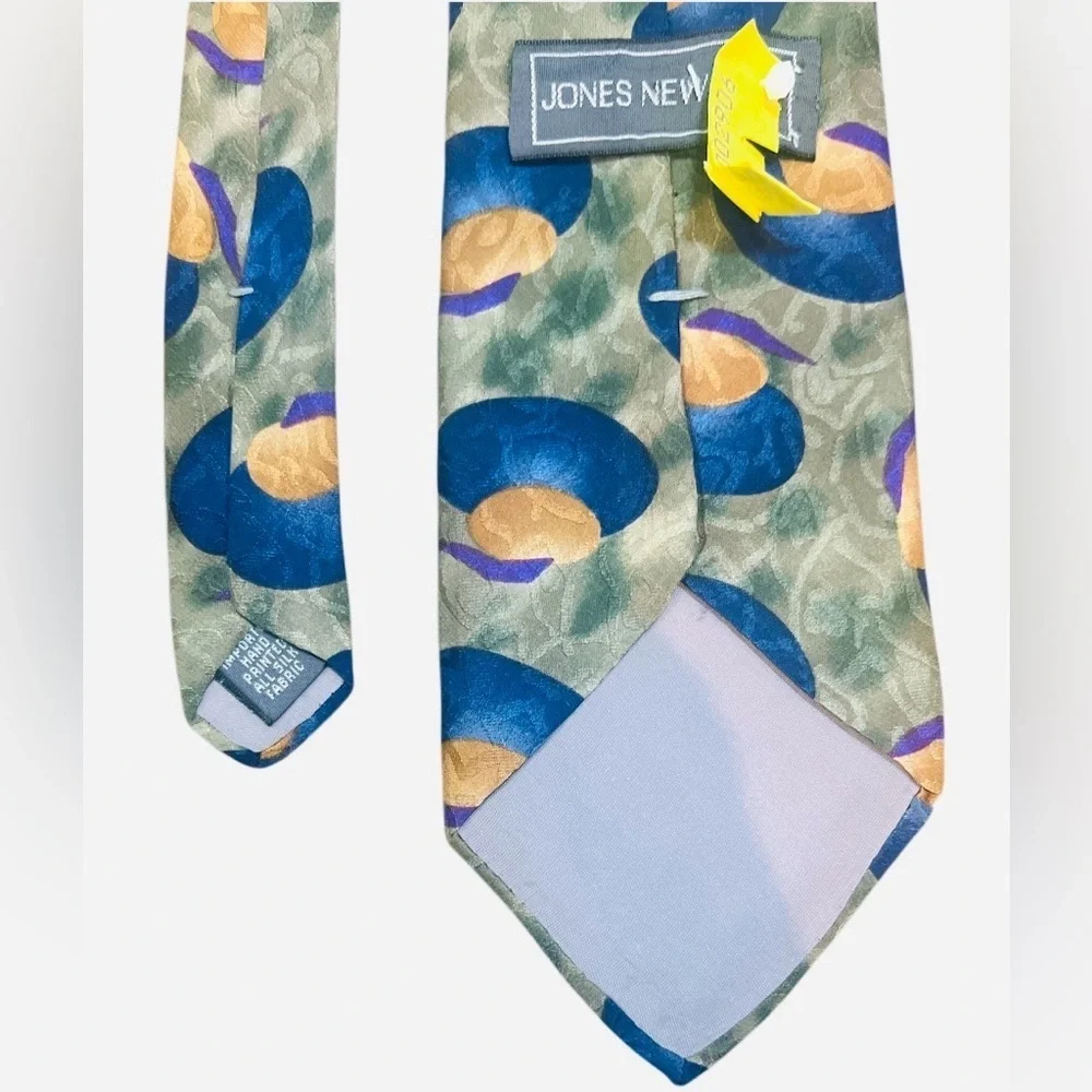 Jones New York Blue and Gold Floral Tie